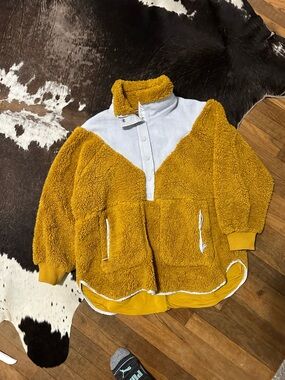Cozy Mustard Yellow Sherpa Pullover with Contrast Yoke